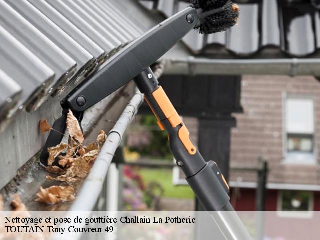 Nettoyage et pose de gouttière  challain-la-potherie-49440 TOUTAIN Tony Couvreur 49