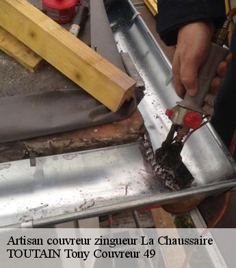 Artisan couvreur zingueur  la-chaussaire-49600 TOUTAIN Tony Couvreur 49