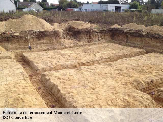 Entreprise de terrassement 49 Maine-et-Loire  TOUTAIN Tony Couvreur 49